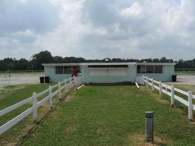 Star View Drive-In - 2010 Photo